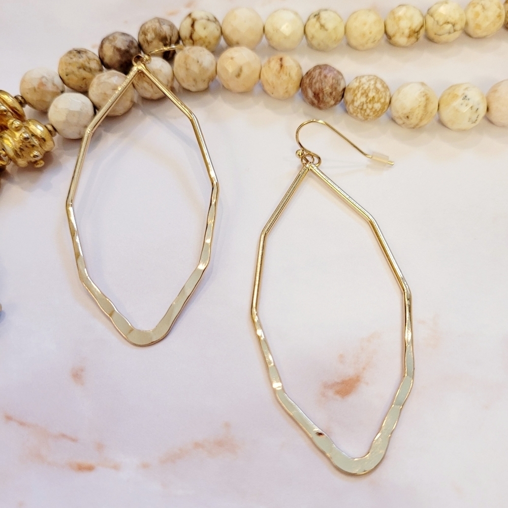 NWT Large Hammered Abstract Hoop Gold Earrings - Picture 4 of 10
